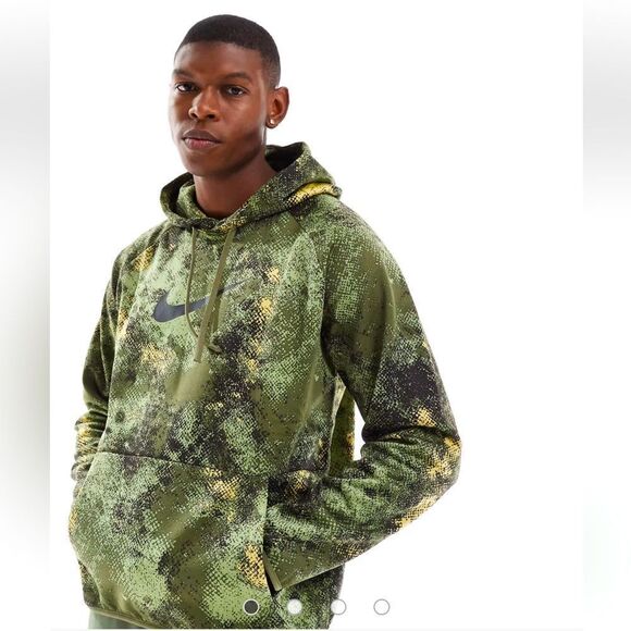 Nike Camouflage Therma Fit Hoodie in Green and Yellow - Picture 1 of 8